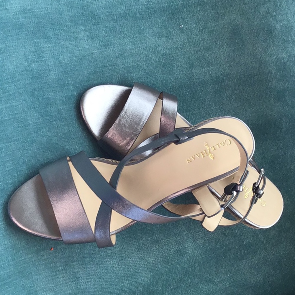 Cole Haan metallic wedge sandal. Size 7b. Nib